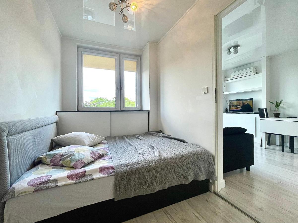 Sasi - Cozy Apartment For 6 People In Centre Varsovie Extérieur photo