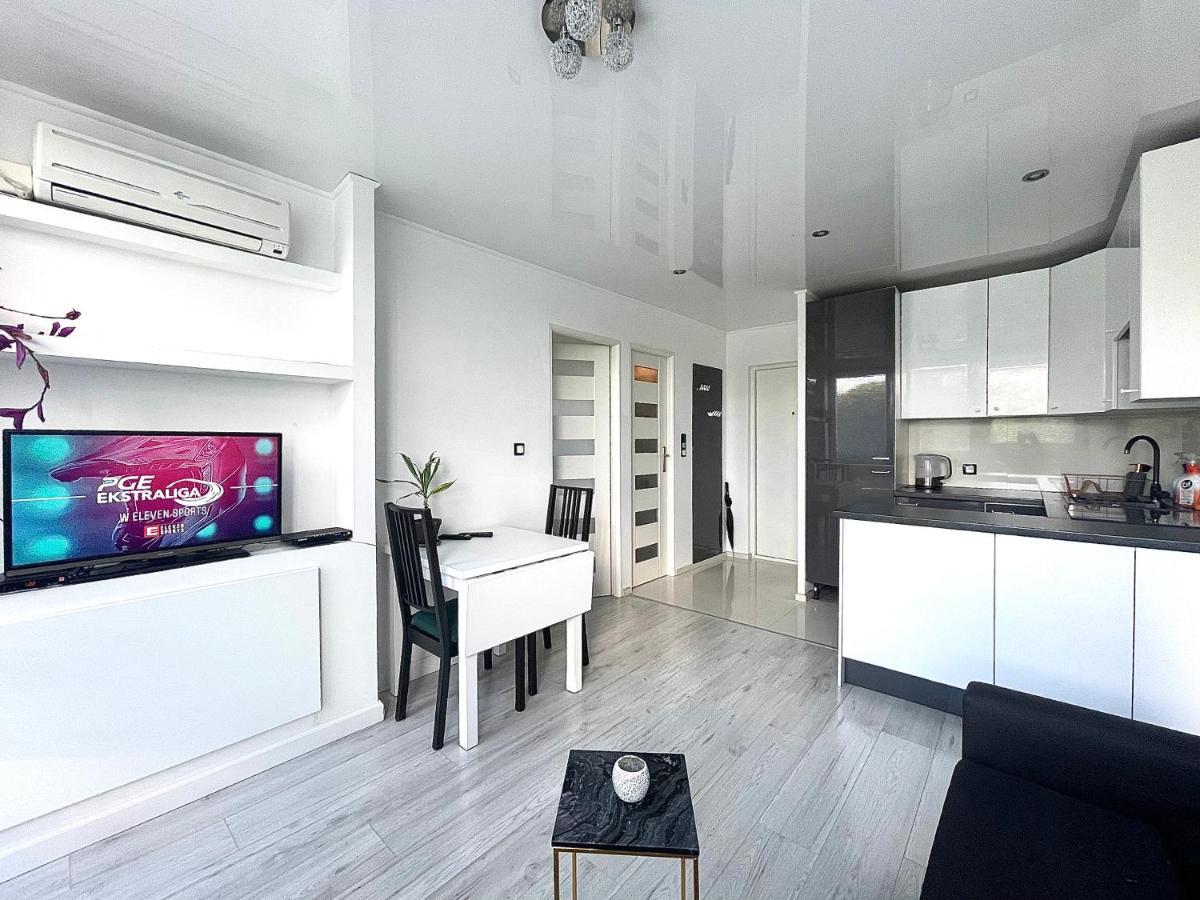 Sasi - Cozy Apartment For 6 People In Centre Varsovie Extérieur photo