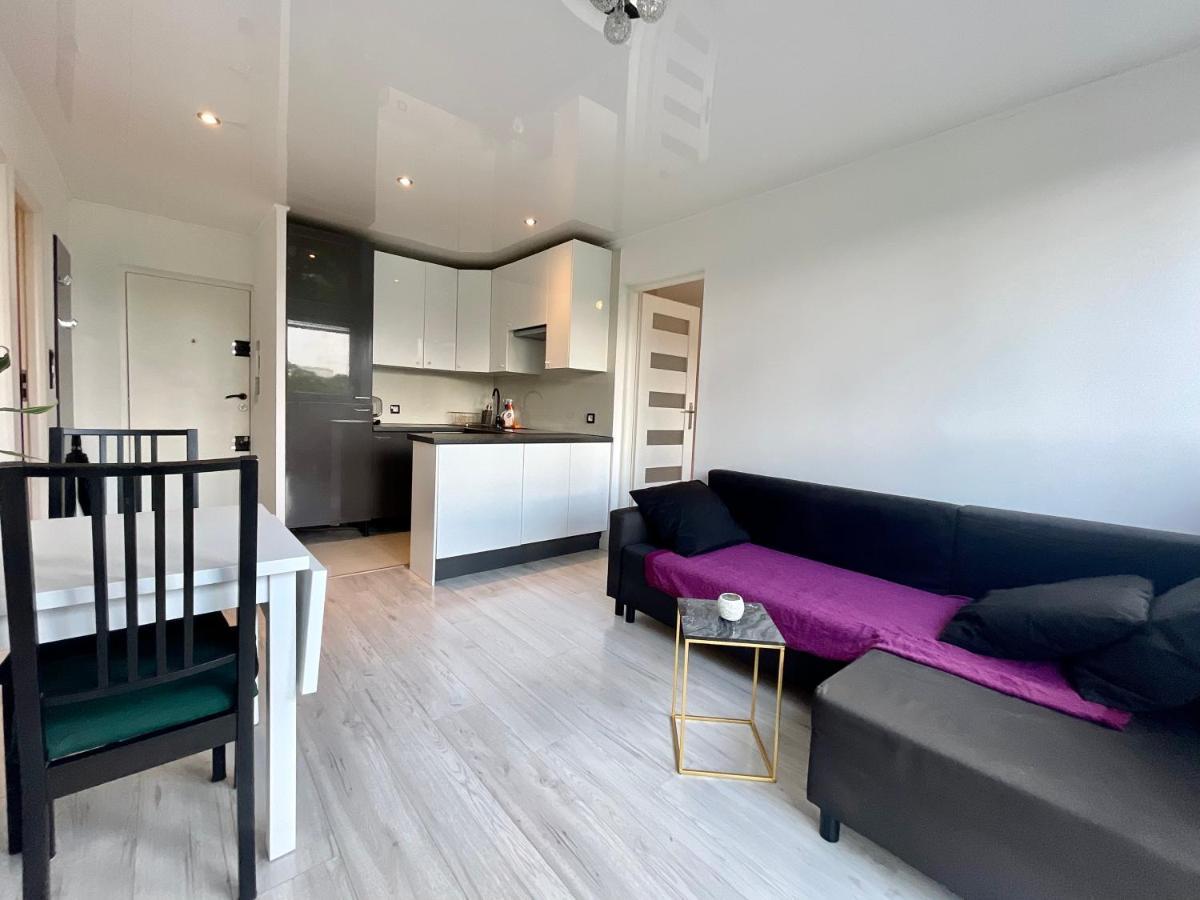 Sasi - Cozy Apartment For 6 People In Centre Varsovie Extérieur photo